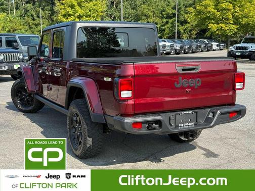 2021 Jeep Gladiator Willys 4x4