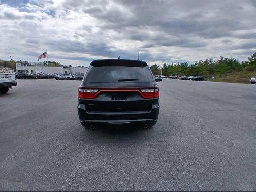 Diamond Black Clear-Coat Exterior Paint 2026 Dodge Durango GT Plus