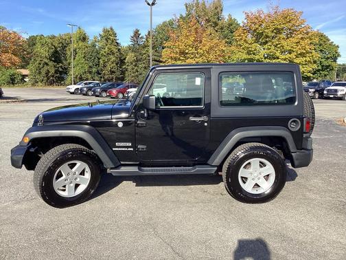 2017 Jeep Wrangler Sport