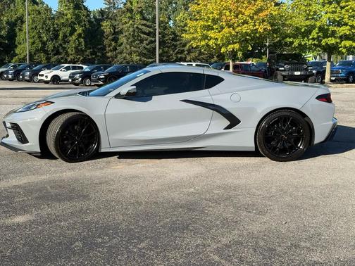 2025 Chevrolet Corvette Stingray w/2LT