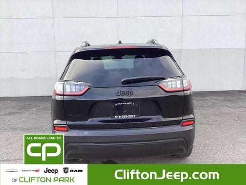 2023 Jeep Cherokee Altitude