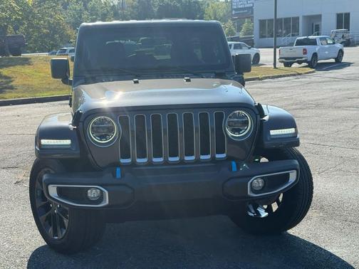 2022 Jeep Wrangler Unlimited 4xe Sahara