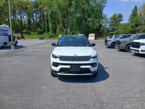 Bright White Clear-Coat Exterior Paint 2025 Jeep Compass Limited