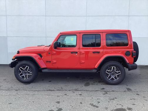 2026 Jeep Wrangler 4-Door Sahara 4x4