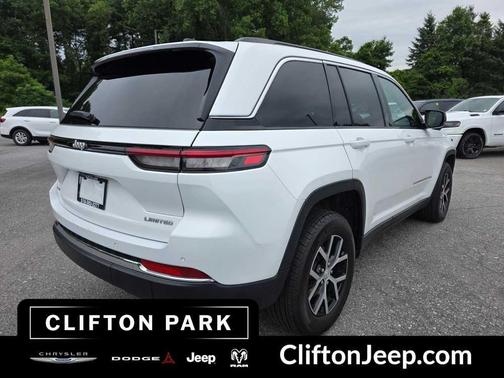 Bright White Clearcoat 2025 Jeep Grand Cherokee Limited