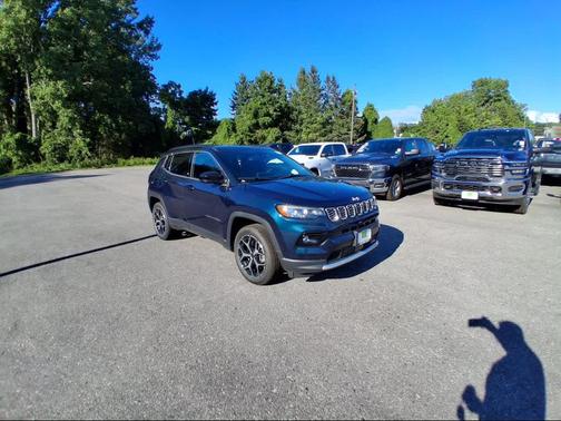 Fathom Blue Pearl Coat 2026 Jeep Compass Limited