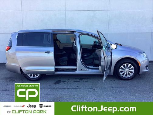 2019 Chrysler Pacifica Touring L