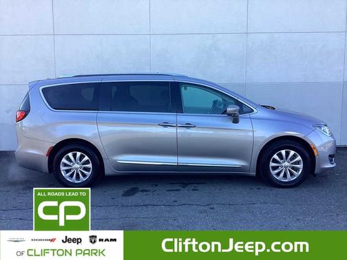 2019 Chrysler Pacifica Touring L