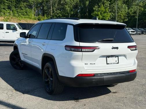 2022 Jeep Grand Cherokee L Altitude