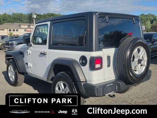 Bright White Clearcoat 2022 Jeep Wrangler Sport S