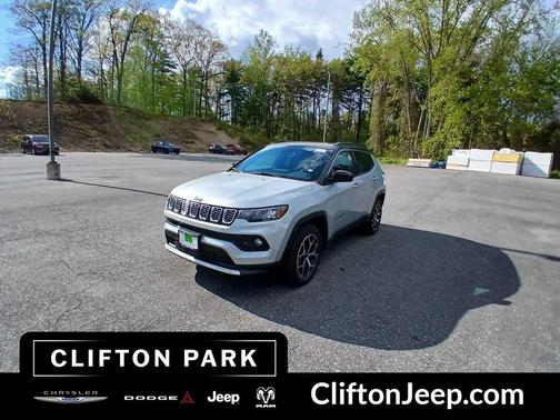 Silver Zynith Metallic Clear-Coat Exterior Paint 2026 Jeep Compass Limited