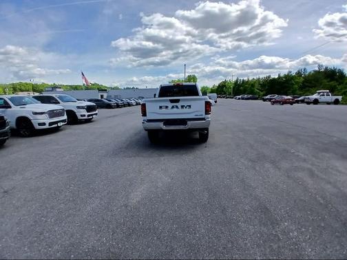 Bright White Clear-Coat Exterior Paint 2026 RAM 2500 Tradesman Crew Cab 4x4 6'4' Box
