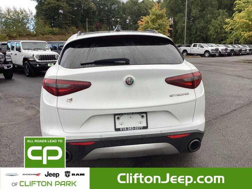 2019 Alfa Romeo Stelvio Ti Sport