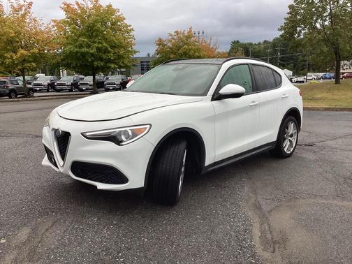 2019 Alfa Romeo Stelvio Ti Sport