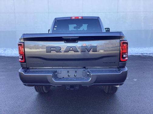 2026 RAM 2500 Big Horn Crew Cab 4x4 6'4' Box