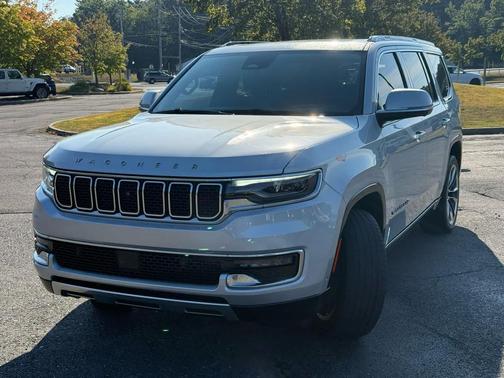 2022 Jeep Wagoneer Series III 4x4