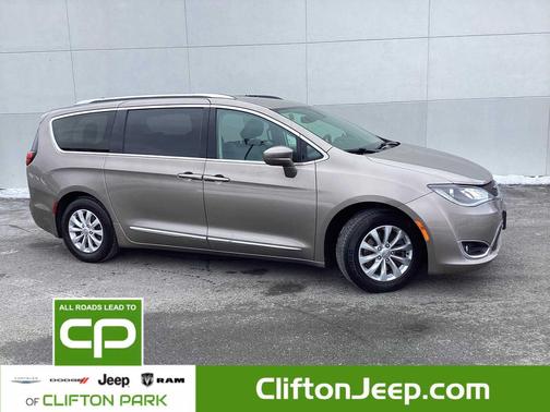 2018 Chrysler Pacifica Touring-L Plus