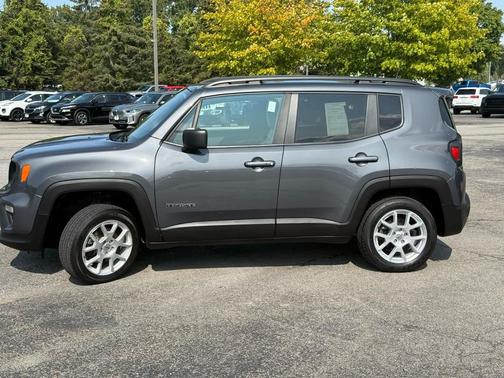 2022 Jeep Renegade Latitude