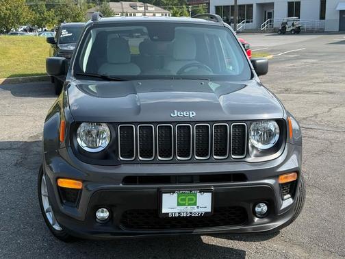 2022 Jeep Renegade Latitude