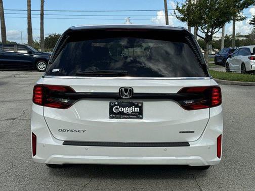 2025 Honda Odyssey Touring