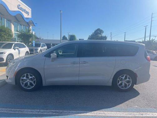 2019 Chrysler Pacifica Touring Plus