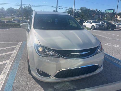2019 Chrysler Pacifica Touring Plus