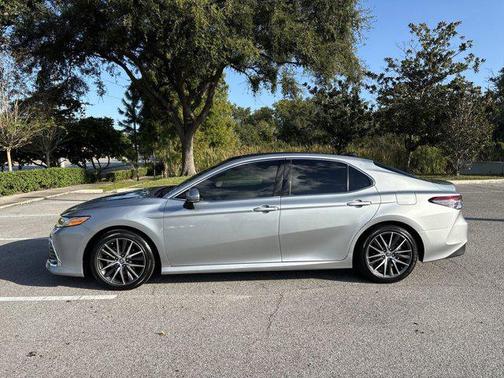 2023 Toyota Camry XLE