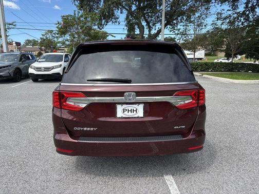 2018 Honda Odyssey Elite