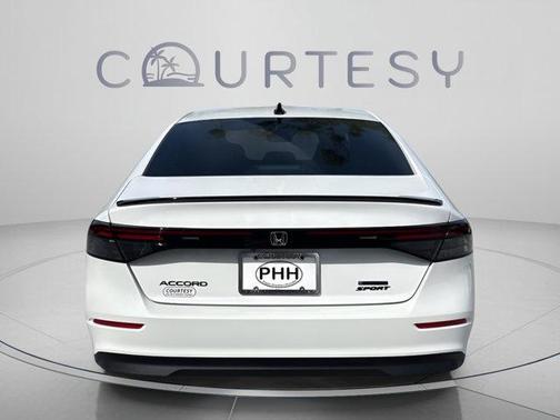 Platinum White Pearl 2026 Honda Accord Hybrid Sport