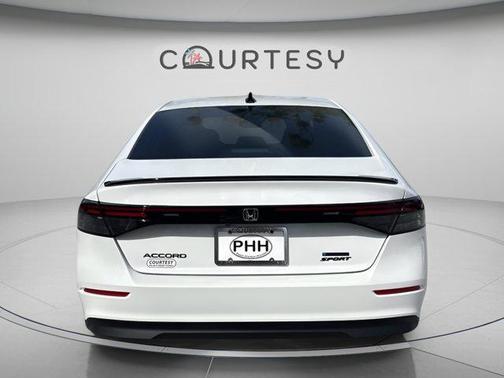 Platinum White Pearl 2026 Honda Accord Hybrid Sport