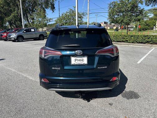 2017 Toyota RAV4 Platinum