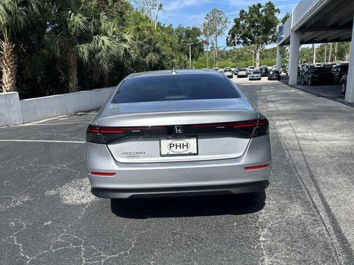 2025 Honda Accord LX 1.5T