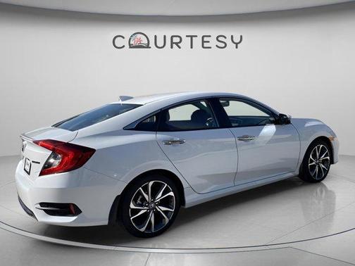 Lunar Silver Metallic 2021 Honda Civic Touring