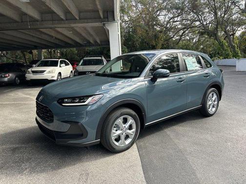 2025 Honda HR-V LX