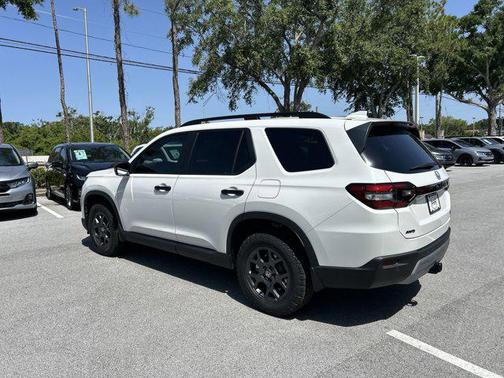2025 Honda Pilot TrailSport