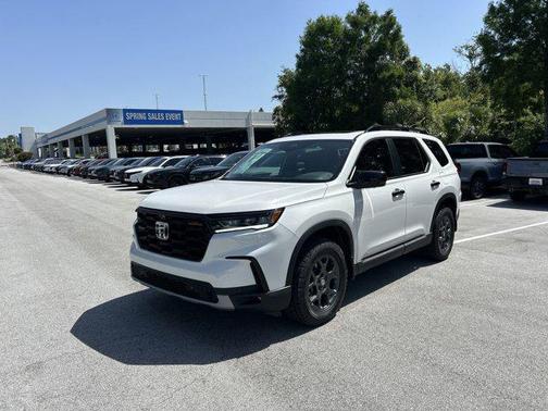 2025 Honda Pilot TrailSport