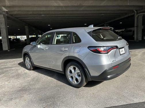 2025 Honda HR-V LX