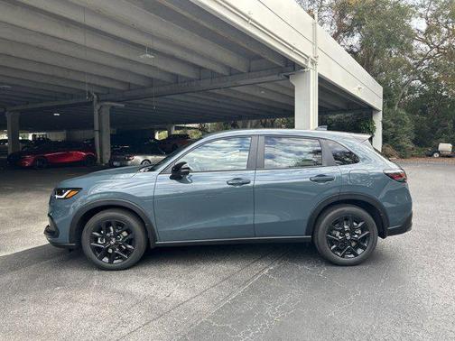2025 Honda HR-V 2WD Sport
