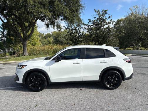 2024 Honda HR-V 2WD Sport