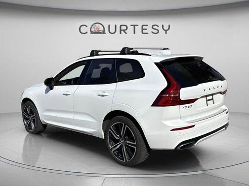 2020 Volvo XC60 T5 R-Design