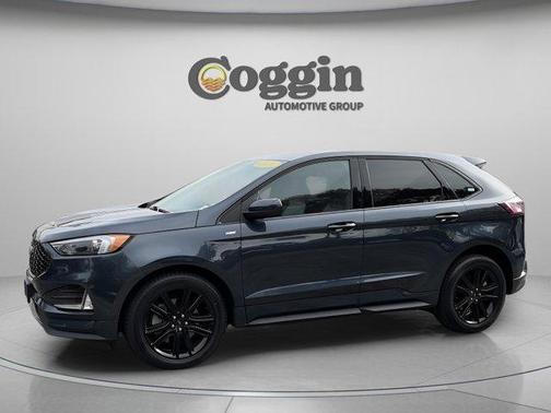 Blue Metallic 2024 Ford Edge ST Line