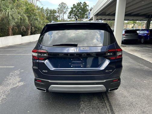 2025 Honda Pilot Elite