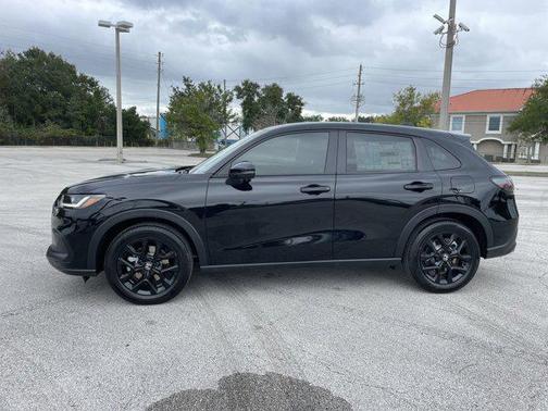 2025 Honda HR-V 2WD Sport