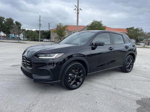 2025 Honda HR-V 2WD Sport