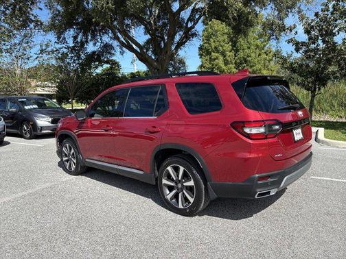 2023 Honda Pilot AWD Elite