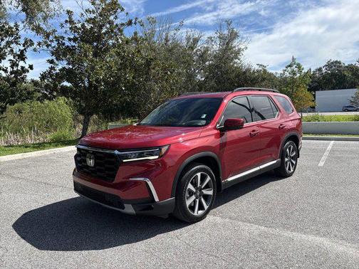 2023 Honda Pilot AWD Elite