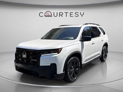 Platinum White Pearl 2026 Honda Pilot Black Edition