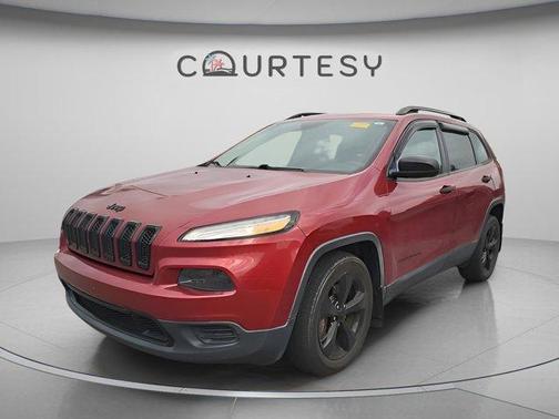 Deep Cherry Red Crystal Pearlcoat 2016 Jeep Cherokee Altitude