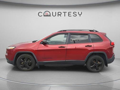 Deep Cherry Red Crystal Pearlcoat 2016 Jeep Cherokee Altitude