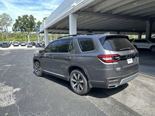 2025 Honda Pilot Elite